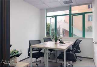 超越哈曼音响店