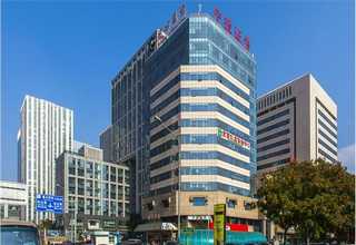 内蒙古多功能液体灌装机售价